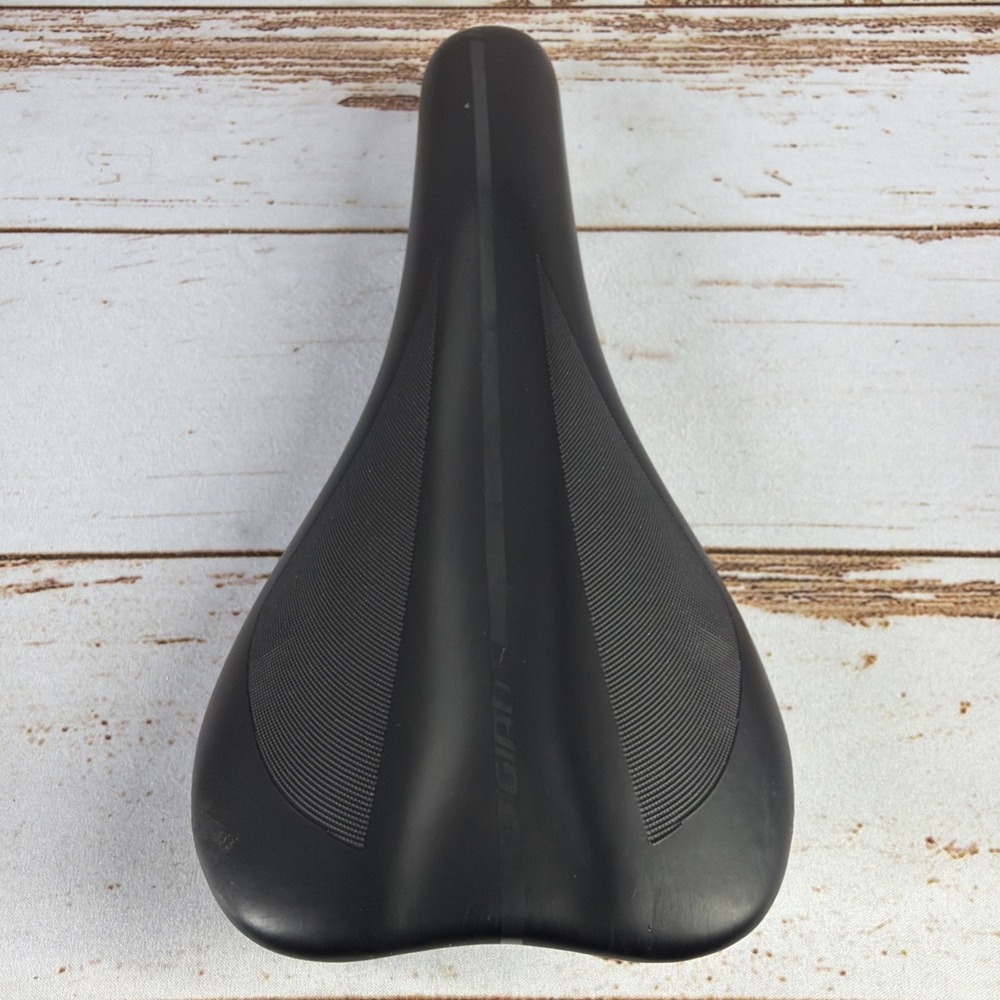 Giant Romero Neutral Bike Saddle Seat 11"x6" Trail Mountain Bicycle Used